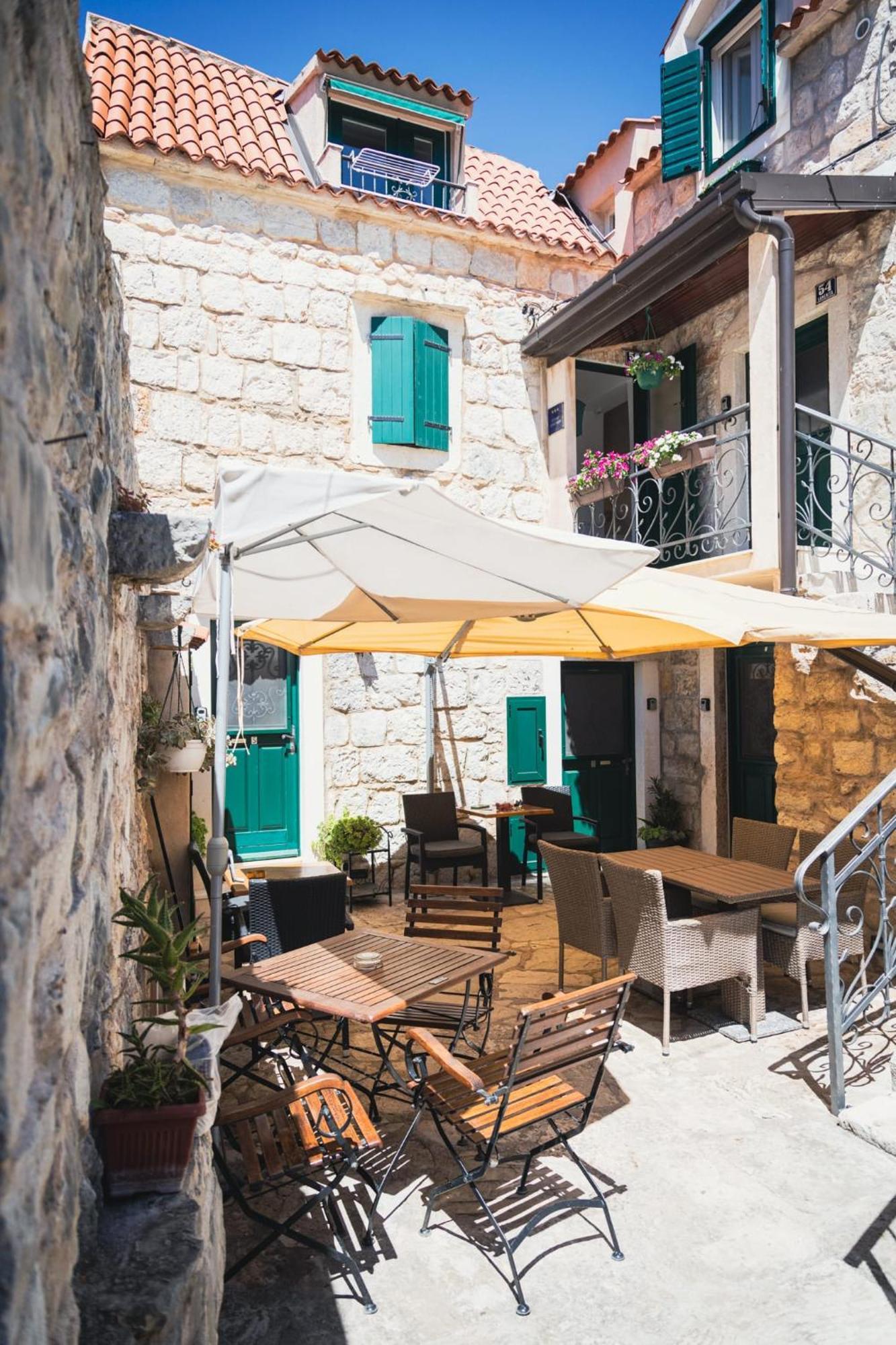 Apartments & Room Kartolina Split Exterior photo